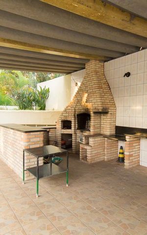 Apartamento à venda com 141m², 3 quartos e 4 vagasÁrea comum - Churrasqueira