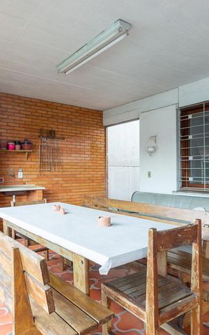 Casa à venda com 350m², 7 quartos e 3 vagas Casa à venda com 350m², 7 quartos e 3 vagasEspaço Gourmet