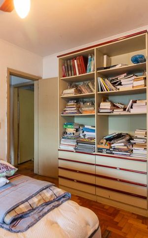Casa à venda com 350m², 7 quartos e 3 vagas Casa à venda com 350m², 7 quartos e 3 vagasQuarto de Serviço