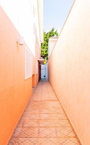 Casa à venda com 200m², 3 quartos e 4 vagasÁrea Externa
