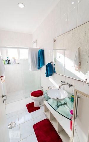 Casa à venda com 200m², 3 quartos e 4 vagas2o. Andar - Quarto 3 - Suíte/ Banheiro