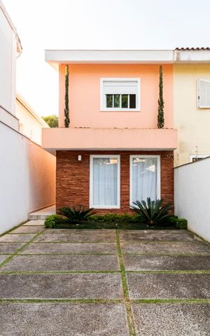 Casa à venda com 200m², 3 quartos e 4 vagasGaragem