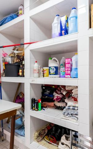 Casa à venda com 200m², 3 quartos e 4 vagasÁrea de serviço