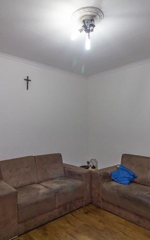 Casa à venda com 200m², 3 quartos e 2 vagasSala