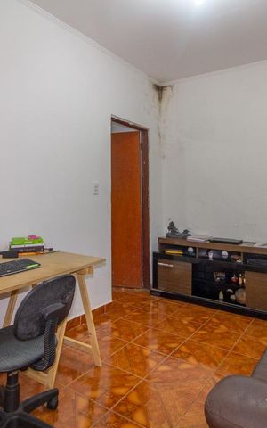 Casa à venda com 200m², 3 quartos e 2 vagasSala 2