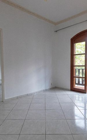 Casa para alugar com 100m², 3 quartos e sem vaga Casa para alugar com 100m², 3 quartos e sem vagaSala
