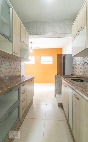Casa para alugar com 100m², 3 quartos e sem vaga Casa para alugar com 100m², 3 quartos e sem vagaCozinha