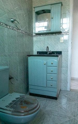 Casa para alugar com 100m², 3 quartos e sem vaga Casa para alugar com 100m², 3 quartos e sem vagaBanheiro