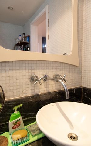 Apartamento à venda com 78m², 2 quartos e 1 vaga Apartamento à venda com 78m², 2 quartos e 1 vagaBanheiro da suíte 2