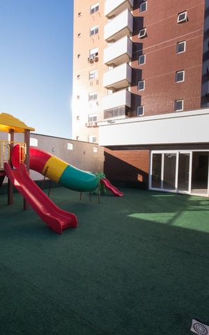 Apartamento à venda com 99m², 3 quartos e 2 vagas Apartamento à venda com 99m², 3 quartos e 2 vagasÁrea Comum - Playground