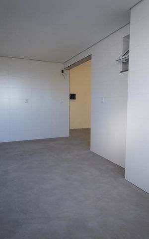 Apartamento à venda com 99m², 3 quartos e 2 vagas Apartamento à venda com 99m², 3 quartos e 2 vagasCozinha - Área de Serviço