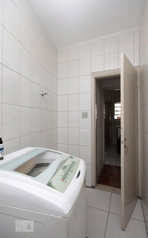 Apartamento à venda com 49m², 1 quarto e sem vagaBanheiro