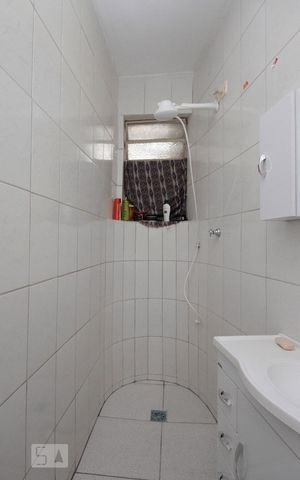 Apartamento à venda com 49m², 1 quarto e sem vagaBanheiro