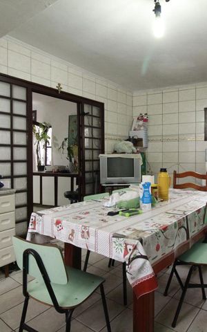 Casa à venda com 250m², 2 quartos e 3 vagasCozinha