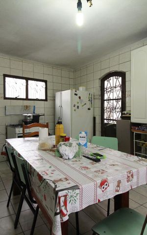 Casa à venda com 250m², 2 quartos e 3 vagasCozinha