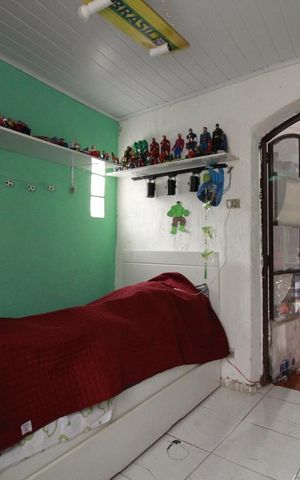 Casa à venda com 250m², 2 quartos e 3 vagasQuarto