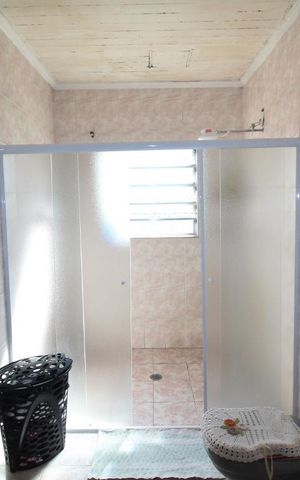 Casa à venda com 316m², 3 quartos e 3 vagasBanheiro 1 social