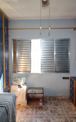 Casa à venda com 316m², 3 quartos e 3 vagasQuarto 2