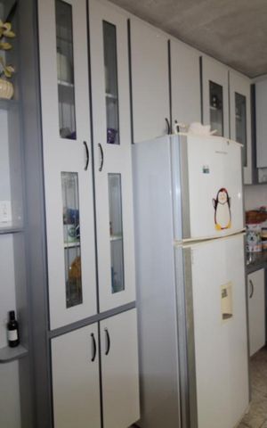 Casa à venda com 316m², 3 quartos e 3 vagasCozinha