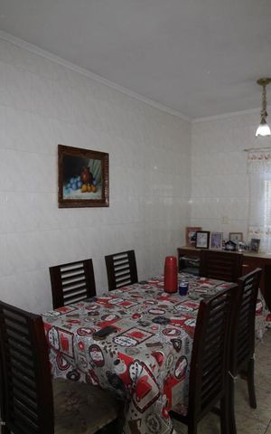 Casa à venda com 316m², 3 quartos e 3 vagasSala jantar