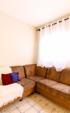 Casa à venda com 141m², 4 quartos e sem vaga Casa à venda com 141m², 4 quartos e sem vagaSala