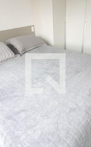 Studio para alugar com 40m², 1 quarto e 1 vaga Studio para alugar com 40m², 1 quarto e 1 vagaSuíte