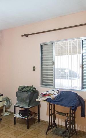 Casa à venda com 120m², 4 quartos e 3 vagas Casa à venda com 120m², 4 quartos e 3 vagasQuarto 1