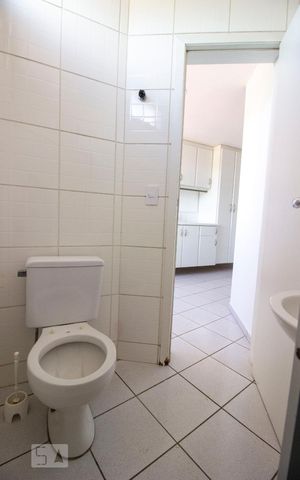 Apartamento à venda com 280m², 3 quartos e 3 vagasBanheiro de Serviço