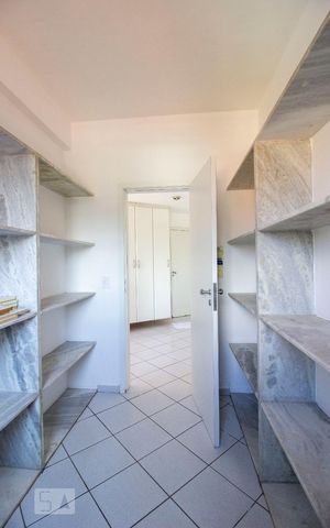 Apartamento à venda com 280m², 3 quartos e 3 vagasDespensa