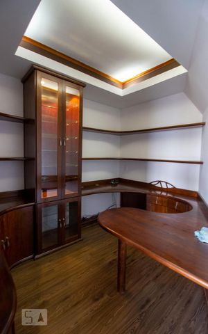 Apartamento à venda com 280m², 3 quartos e 3 vagasEscritório