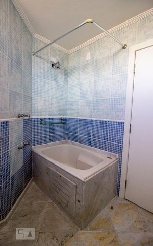 Apartamento à venda com 280m², 3 quartos e 3 vagasBanheiro Social