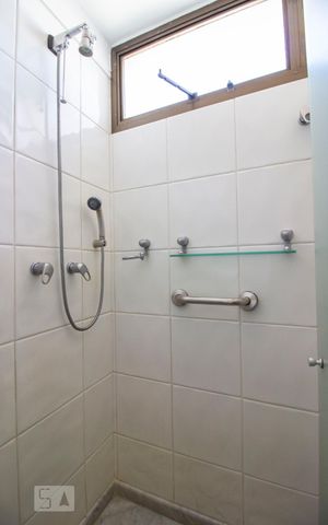 Apartamento à venda com 280m², 3 quartos e 3 vagasBanheiro da Suíte