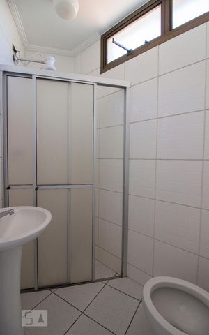 Apartamento à venda com 280m², 3 quartos e 3 vagasBanheiro de Serviço