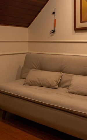Casa à venda com 320m², 3 quartos e 4 vagas Casa à venda com 320m², 3 quartos e 4 vagasSuíte 2