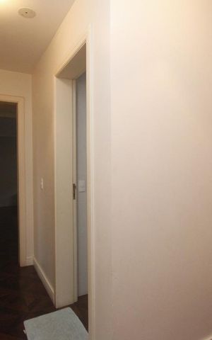 Casa de condomínio à venda com 443m², 4 quartos e 4 vagasCORREDOR