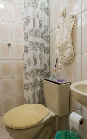 Casa à venda com 98m², 2 quartos e sem vagaBanheiro da Suíte