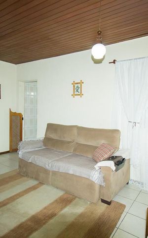 Casa à venda com 98m², 2 quartos e sem vagaSala 