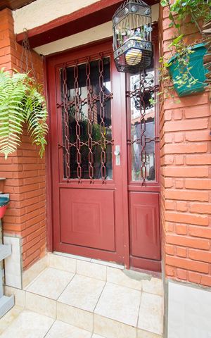 Casa à venda com 98m², 2 quartos e sem vagaEntrada 