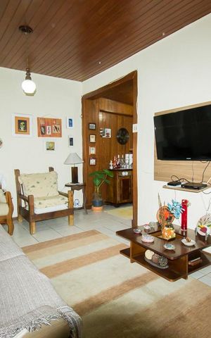 Casa à venda com 98m², 2 quartos e sem vagaSala 