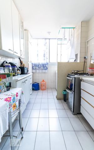 Apartamento para alugar com 58m², 2 quartos e 1 vaga Apartamento para alugar com 58m², 2 quartos e 1 vagaCozinha