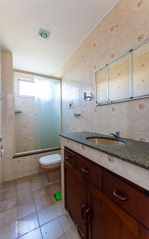Apartamento à venda com 55m², 2 quartos e 1 vaga Apartamento à venda com 55m², 2 quartos e 1 vagaBanheiro Social