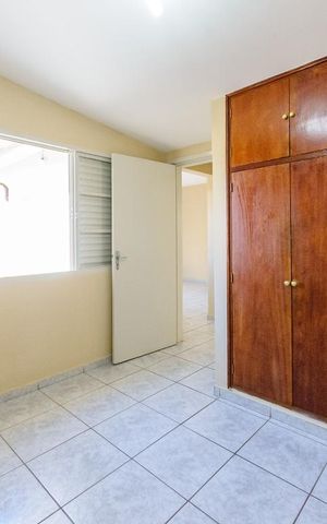 Casa à venda com 55m², 2 quartos e sem vagaQuarto 2