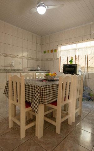 Casa à venda com 160m², 4 quartos e 3 vagas Casa à venda com 160m², 4 quartos e 3 vagasCozinha 1
