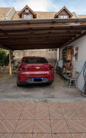 Casa à venda com 160m², 4 quartos e 3 vagas Casa à venda com 160m², 4 quartos e 3 vagasGaragem