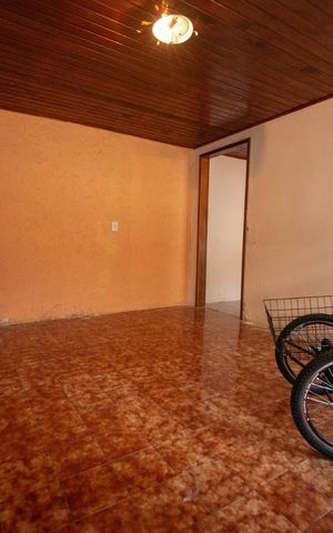 Casa à venda com 160m², 4 quartos e 3 vagas Casa à venda com 160m², 4 quartos e 3 vagasSala 3