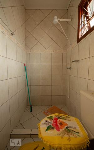 Casa à venda com 160m², 4 quartos e 3 vagas Casa à venda com 160m², 4 quartos e 3 vagasBanheiro da Suíte