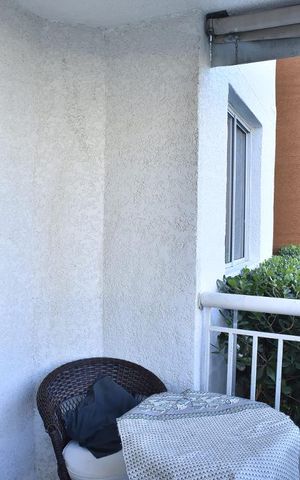 Apartamento à venda com 50m², 2 quartos e sem vagaVaranda