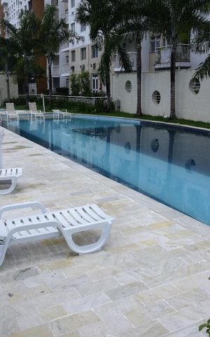Apartamento à venda com 50m², 2 quartos e sem vagaÁrea comum - Piscina