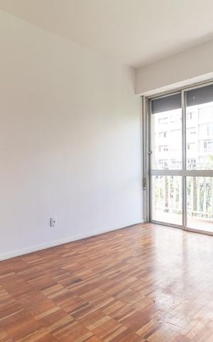 Apartamento à venda com 153m², 3 quartos e 1 vaga Apartamento à venda com 153m², 3 quartos e 1 vagaSuíte