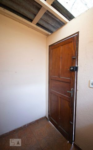 Casa à venda com 365m², 2 quartos e 1 vagaÁrea de Serviço